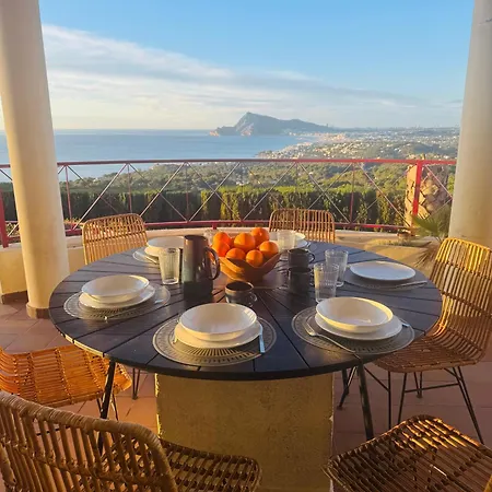 Spacious In Hills Altea