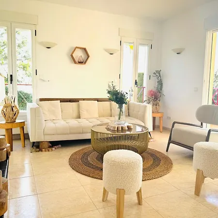 Spacious In Hills Villa