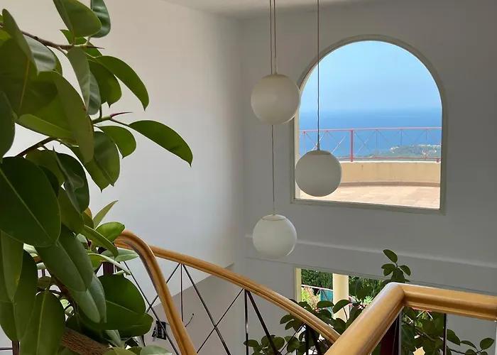 Spacious In Hills